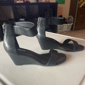 Torrid black strap wedges